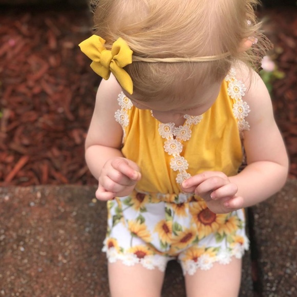 SOLD 💗Sunny Sunflower Baby Romper 🌻 - Picture 7 of 8